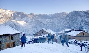 सोलुखुम्बुको उच्च हिमाली क्षेत्रमा हिमपात, जनवीवन प्रभावित